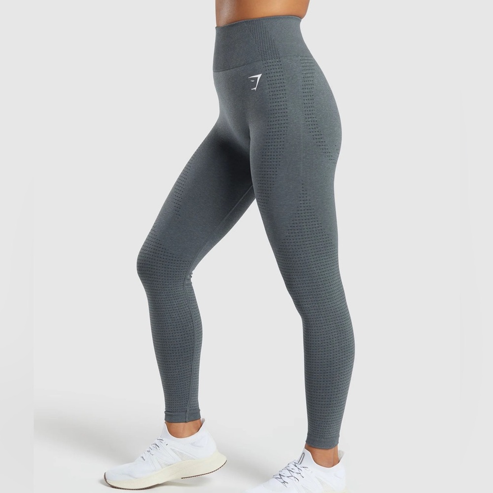 Gymshark Gray High-Waisted Leggings (size XS 2-4)